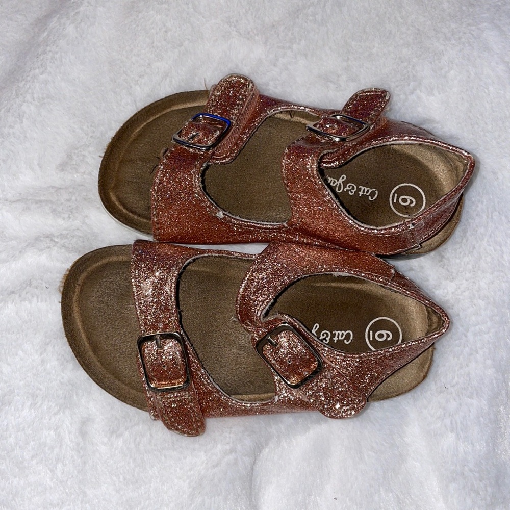 Cat & Jack size 6 rose gold sandals